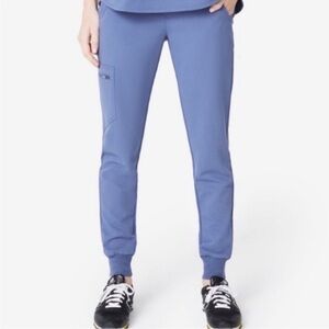 Figs scrub set in Big Sky